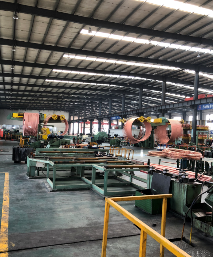 銅管生(shēng)産現(xiàn)場(chǎng)