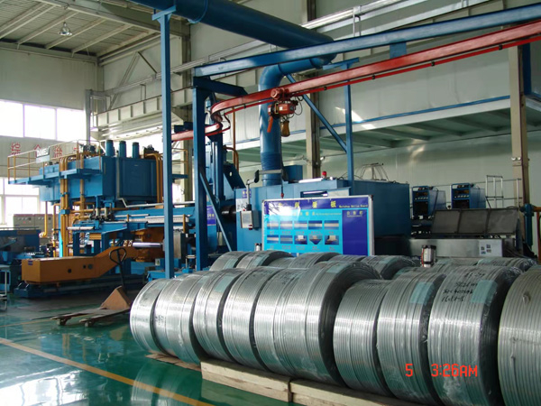 鋁管生(shēng)産現(xiàn)場(chǎng)